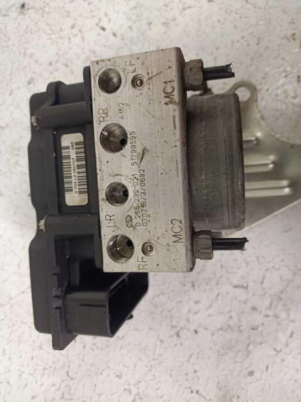 BLOC HYDRAULIC ABS FIAT PANDA 2003-2011 - Vue 2